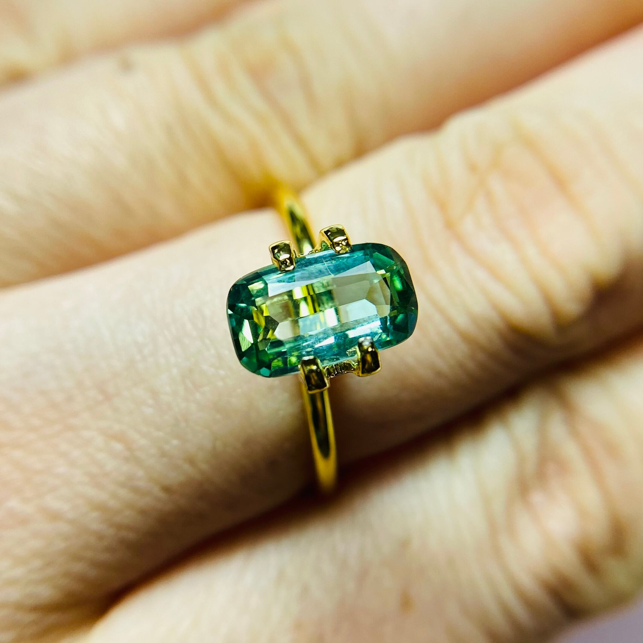 レトロな？グリーントルマリン