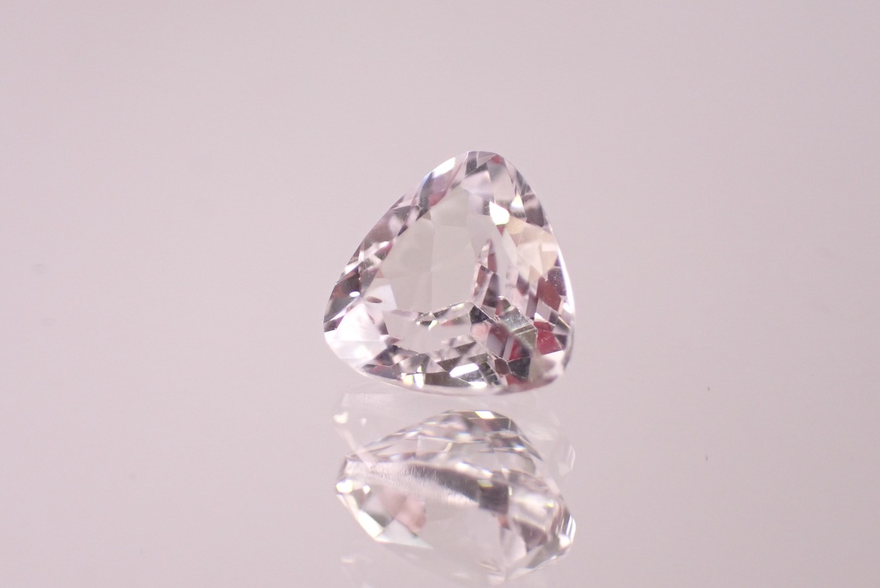 クンツァイト　1.63ct　[D3-210]