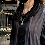 MEDAL with CUT OUT FLOWER NECKLACE / メダイウィズカットアウトフラワーネックレス