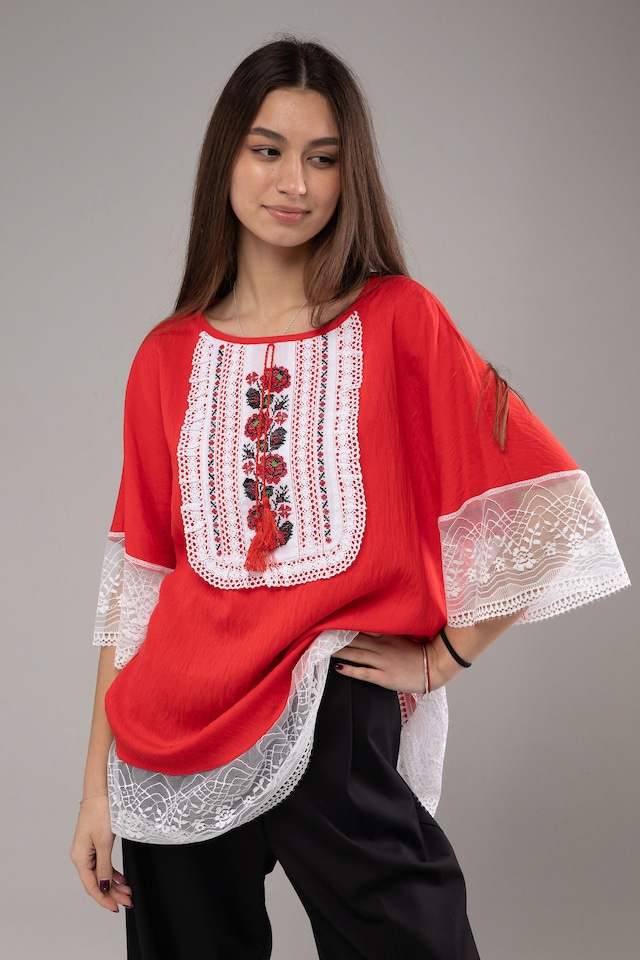 ウクライナ刺繍ヴィシヴァンカ　チュニック クロスステッチ　手刺繍　麻　レディース・フリーサイズ