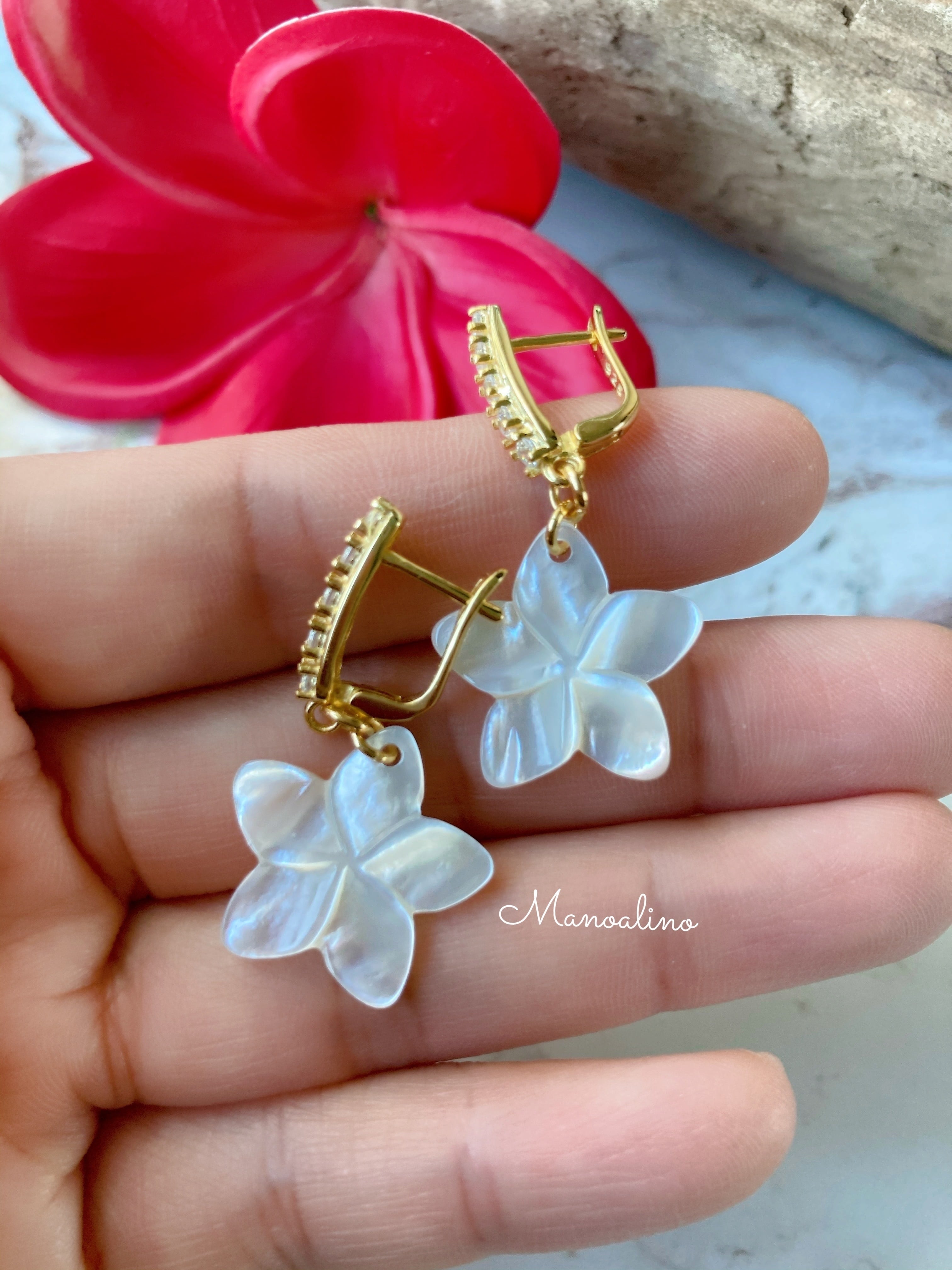 Hawaiian Plumeria Pierce gold(ハワイアンプルメリアピアスゴールド) | Manoalino  【Hawaiianjewelry・Hawaiianaccessory&select】