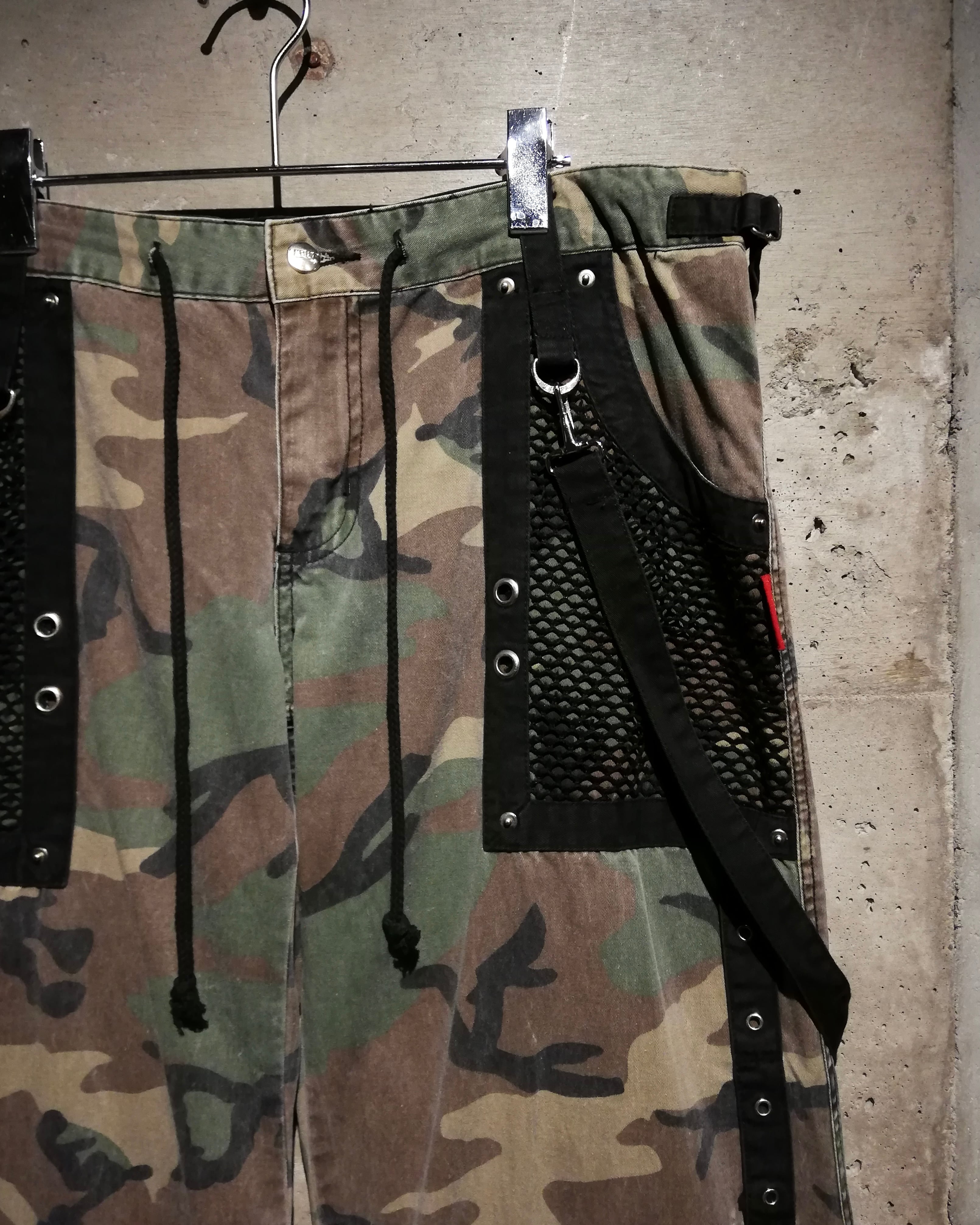 か*た様 trippnyc 迷彩 カモ柄 最安値 カーゴパンツ trippnyc 迷彩 カモ柄 最安値 カーゴパンツ 迷彩 ワイドパンツ 大きな