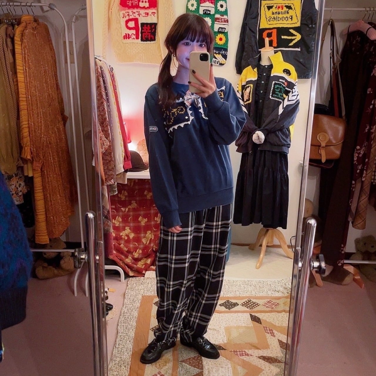 remake / side street light ribbon navy sweat