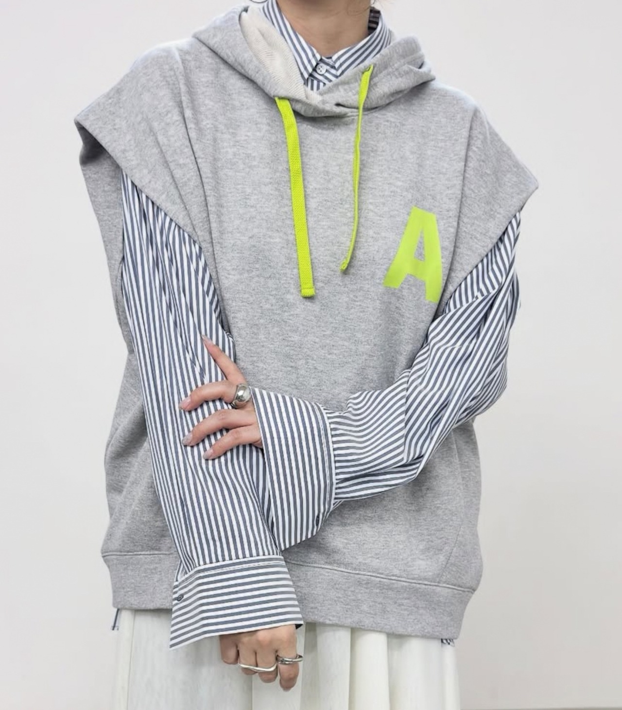 NUS ワンポイントフーディベスト 610-35010