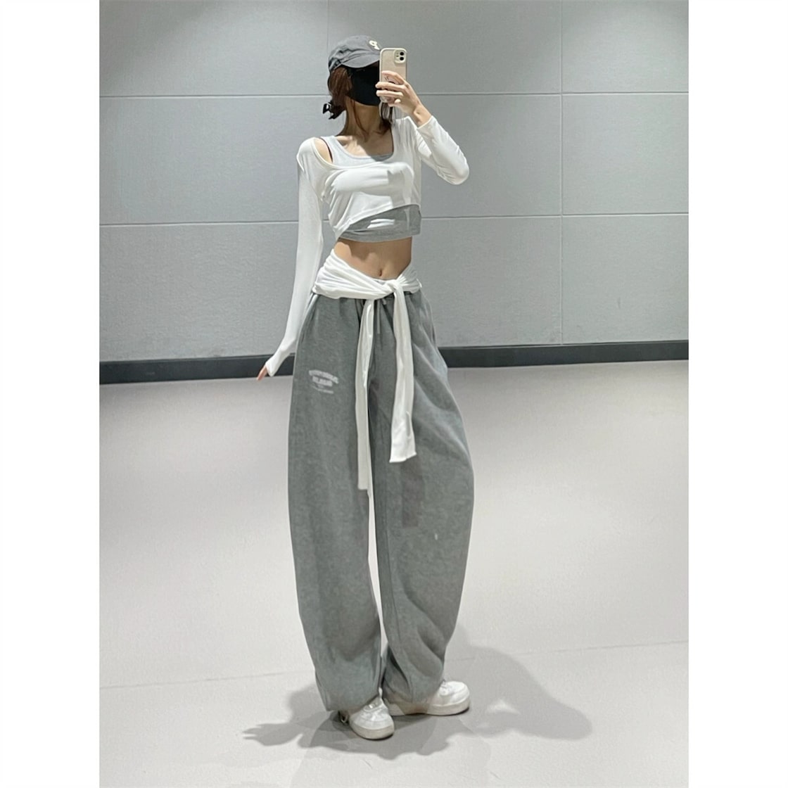 林暁華ダンスジャズインショートトップ女性グループスタイル練習室 