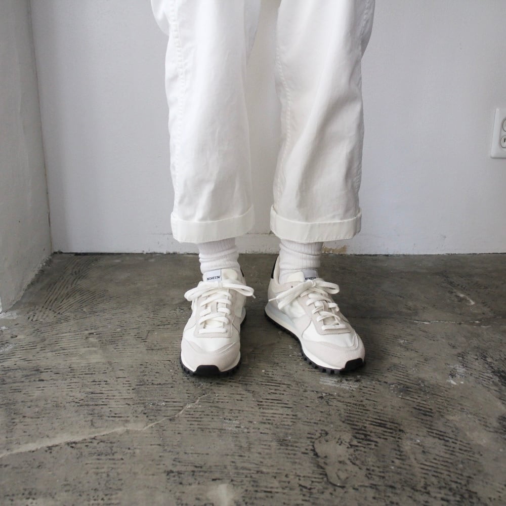 NOVESTA MARTHON TRAIL ホワイトスニーカー