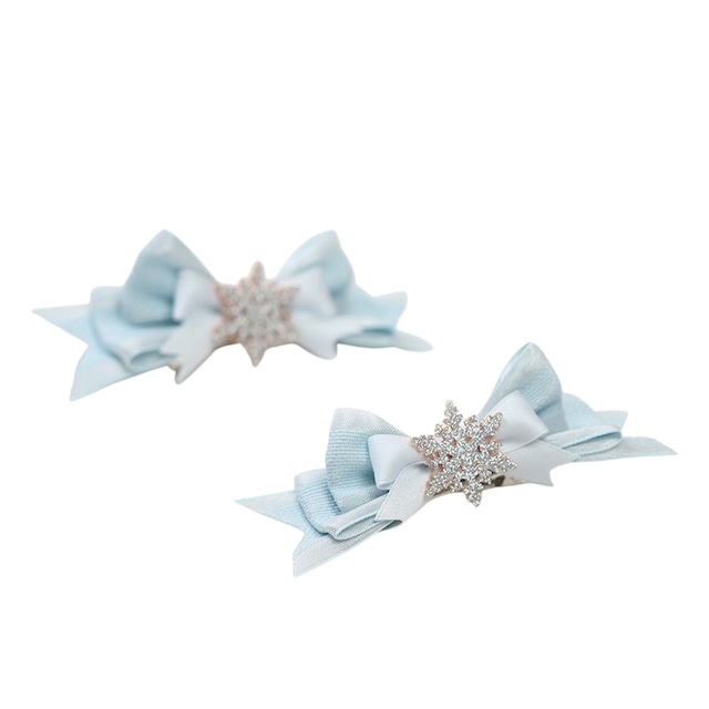 冬のお茶会や推し活に｜甘ロリ リボンヘアクリップ 左右セット 雪の結晶 華やか 上品 アクアブルー