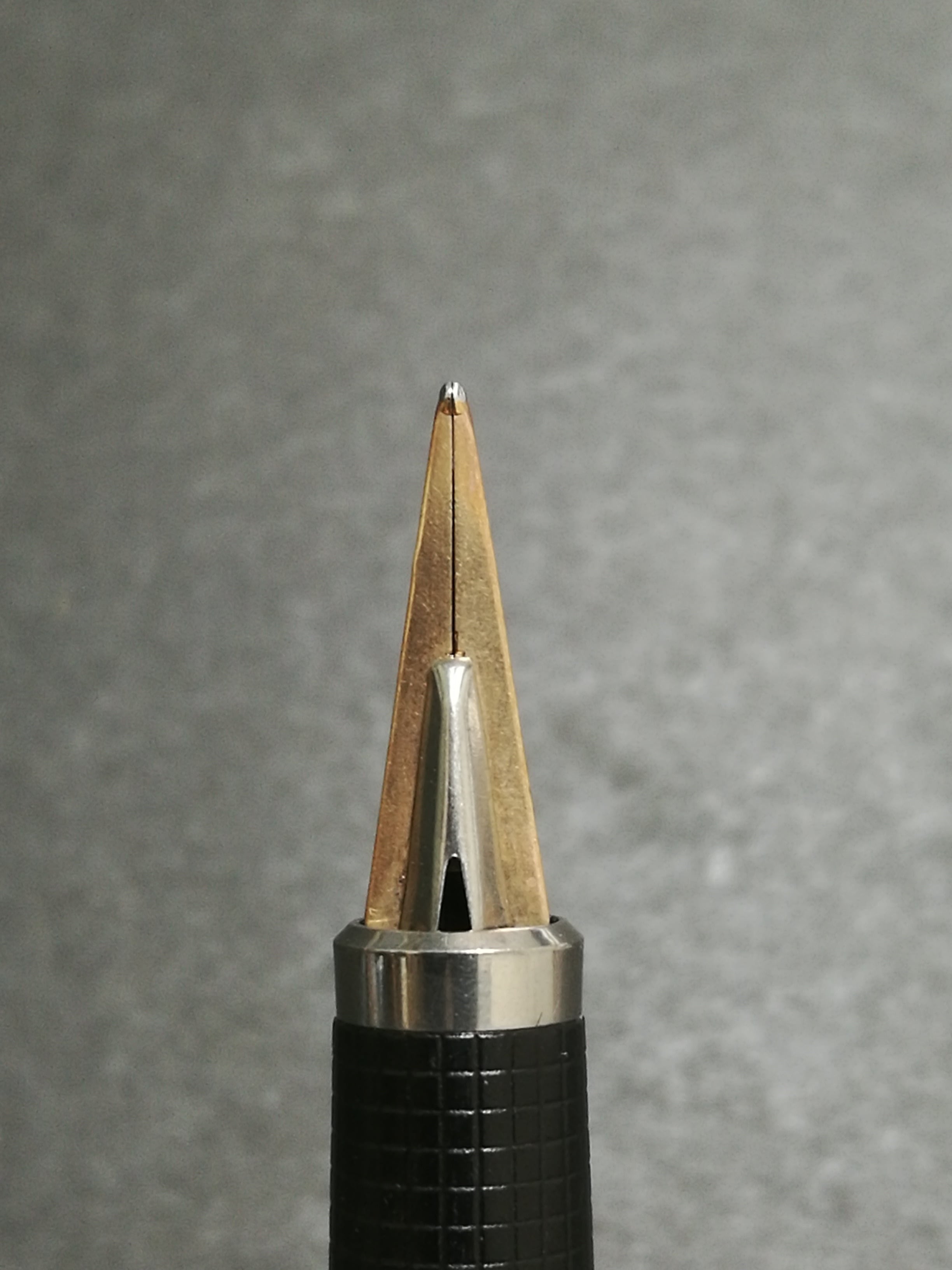 '80s　パーカー １８０　PARKER 180　（極細字／中字）　14K　　　　　01738 | 川口明弘の調整万年筆 powered by BASE