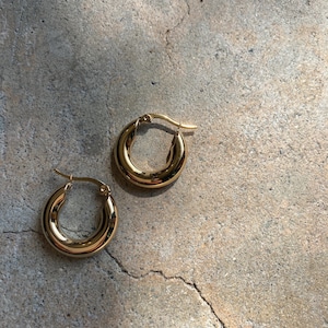 stainless gold hoop