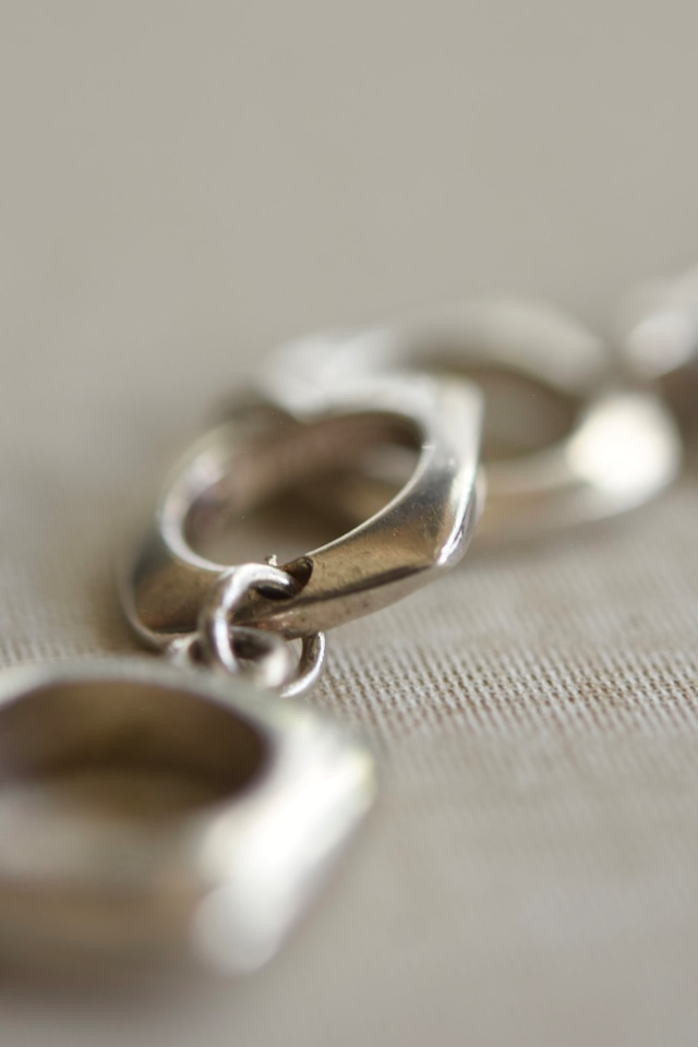IORI/"Tiffany & Co." bracelet/square cushion