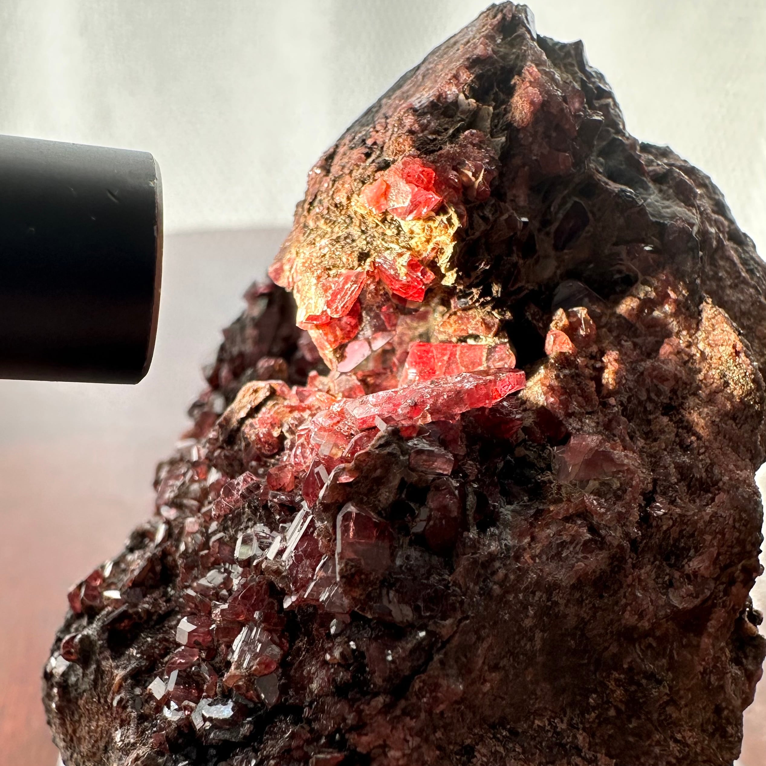 パイロクスマンガン石【Pyroxmangite】愛知県産 | PEANUTS MINERALS