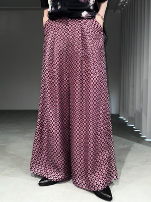 vintage pattern wide tuck pants / pink ×bordeaux × black