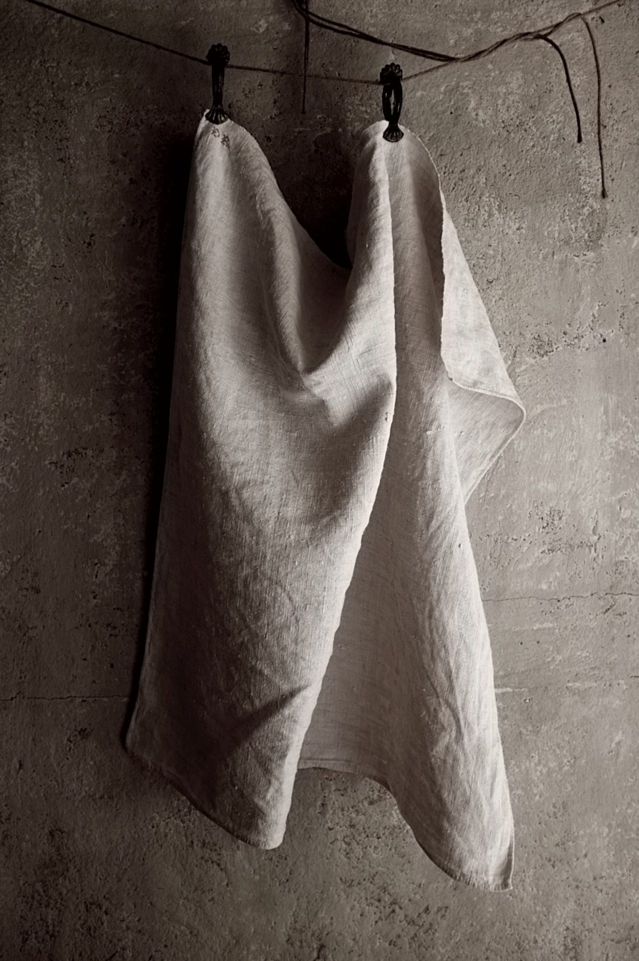 19世紀 フランス 76c 手織りリネン モノグラムと有機的リネンクロス アンティーク