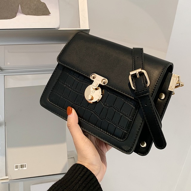 オータムウィンターレッド 秋物 冬物 スクウェア メッセンジャーバッグ 手作りハンドバック5573896935