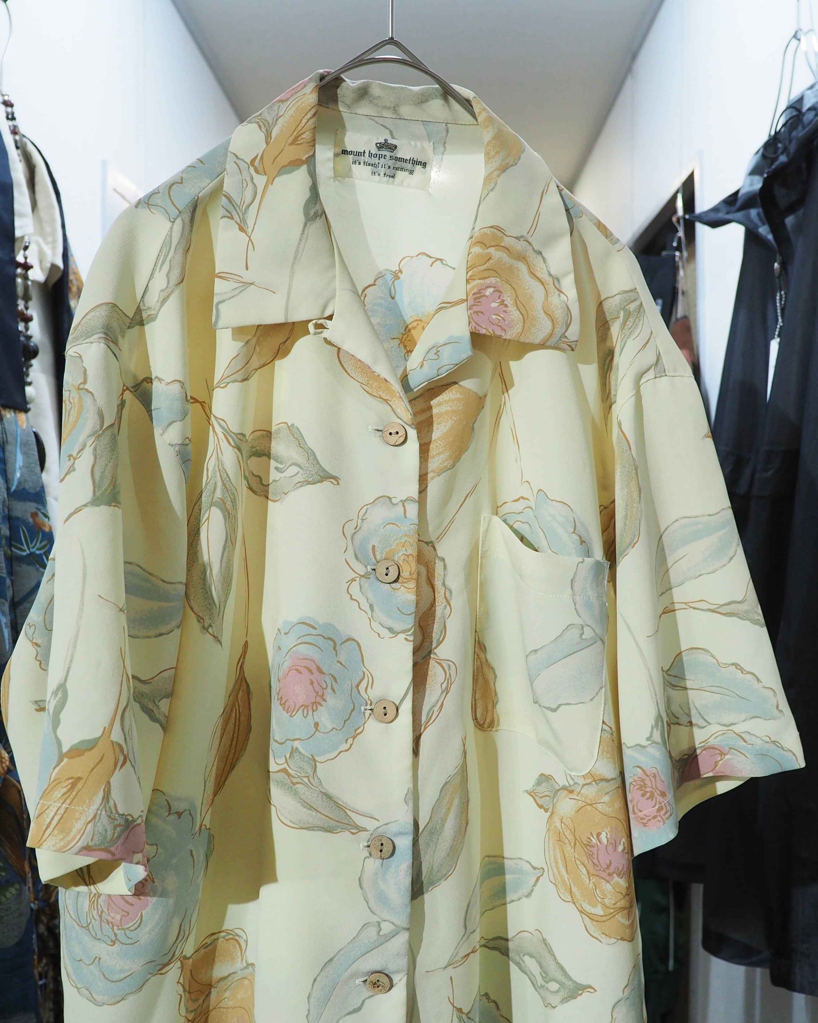 1980s Pale tone Flower printed vintage Open collar SS shirt