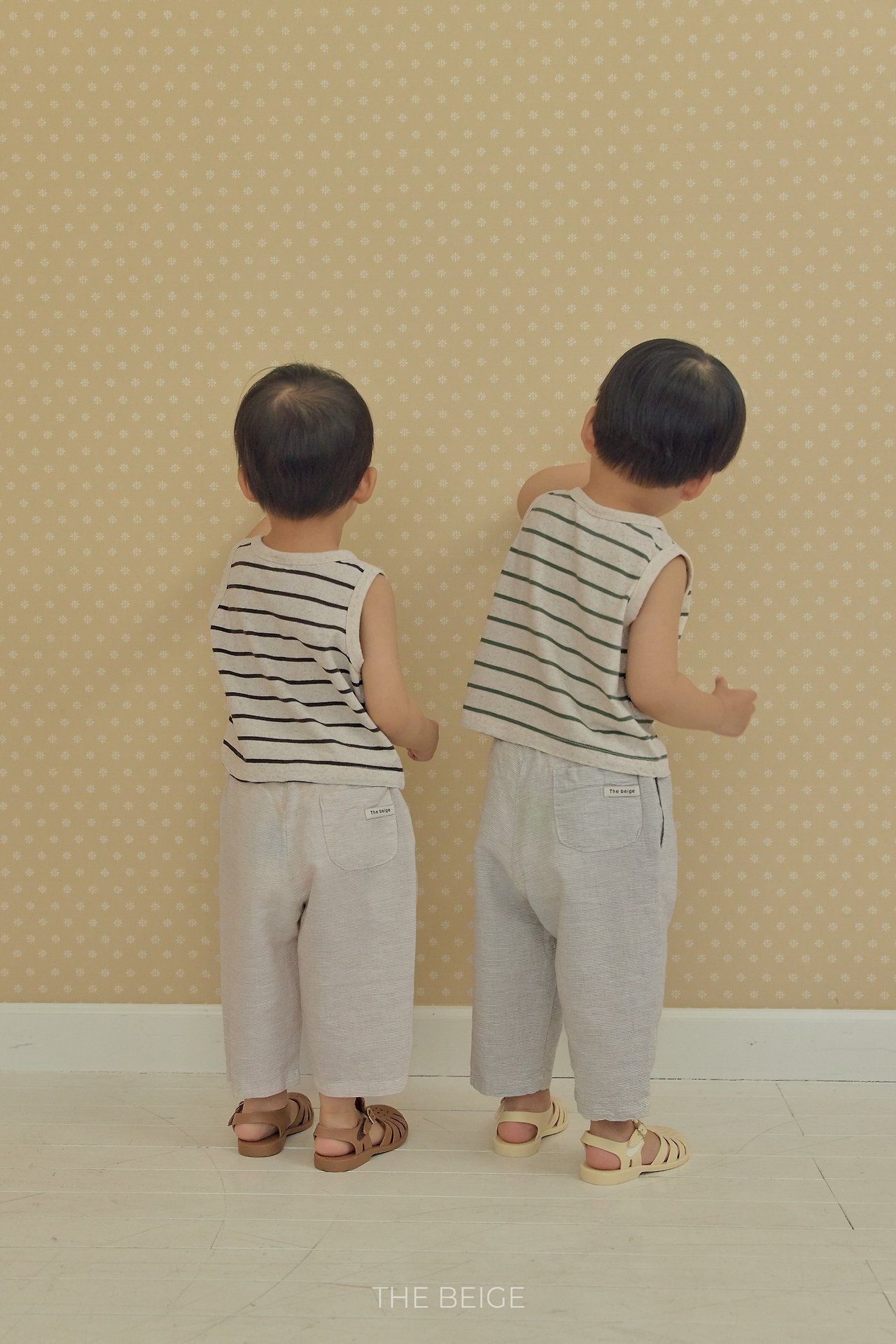 [THE BEIGE] Knee-length baggy pants / [더베이지] 8부배기바지