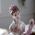 英国ロイヤルウースター「A Royal Presentation」フィギュリン 台座付 限定12500体 thumbnail 10