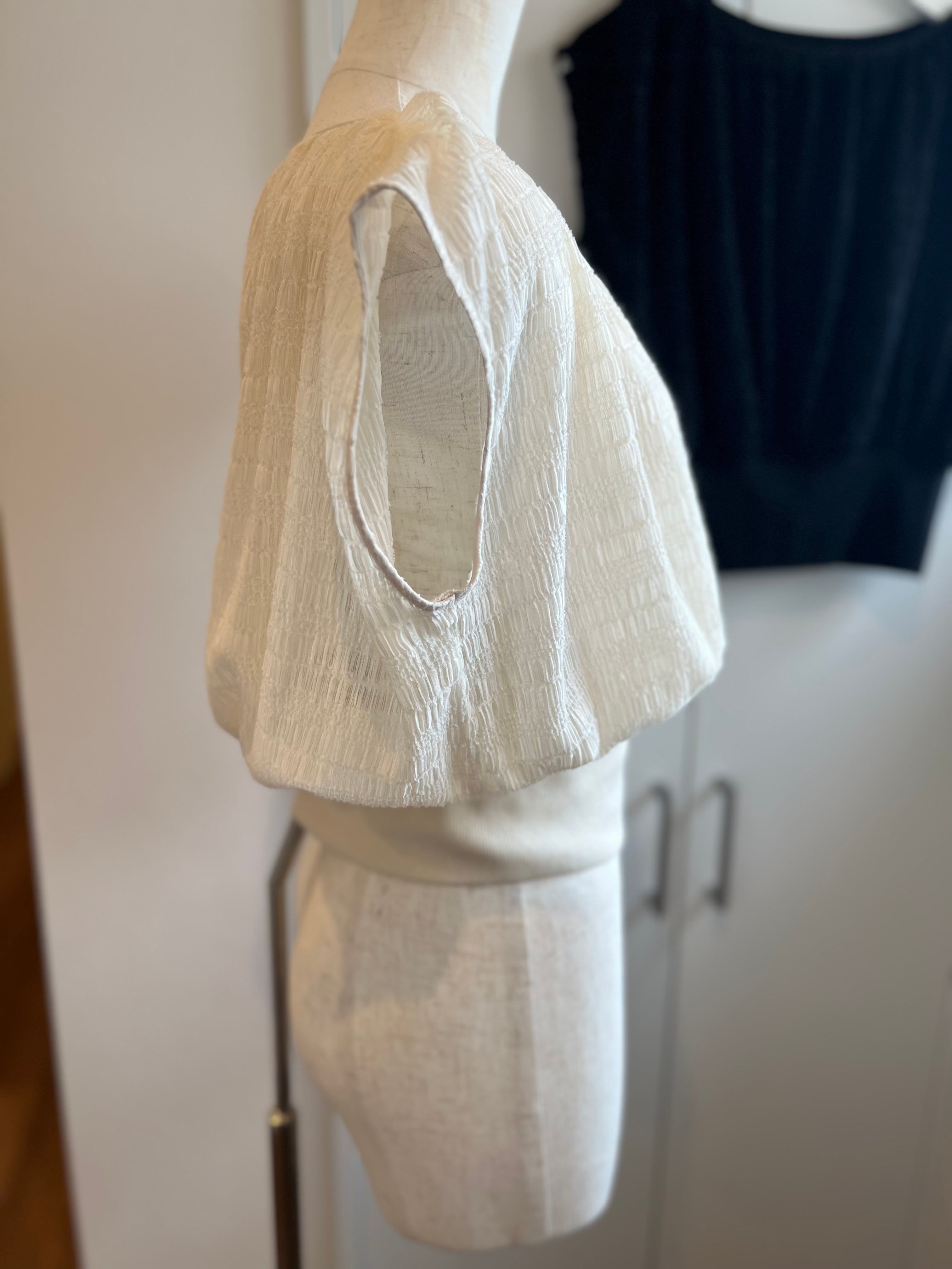 【DONEEYU/ヤマトドレス】フレンチスリーブショート丈プルオーバー