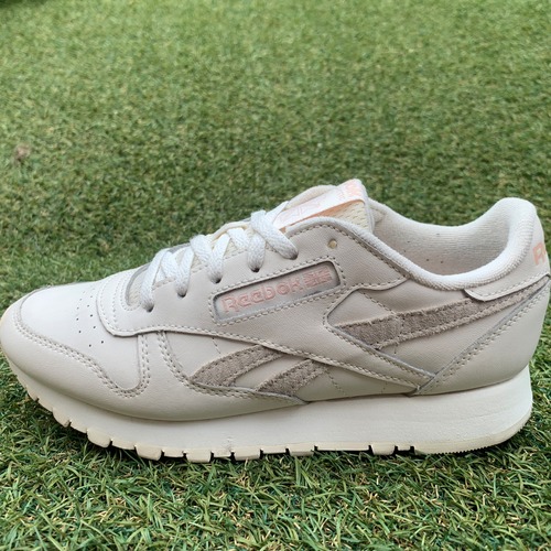 Reebok CLASSIC LEATHER リーボック クラシックレザー HC461