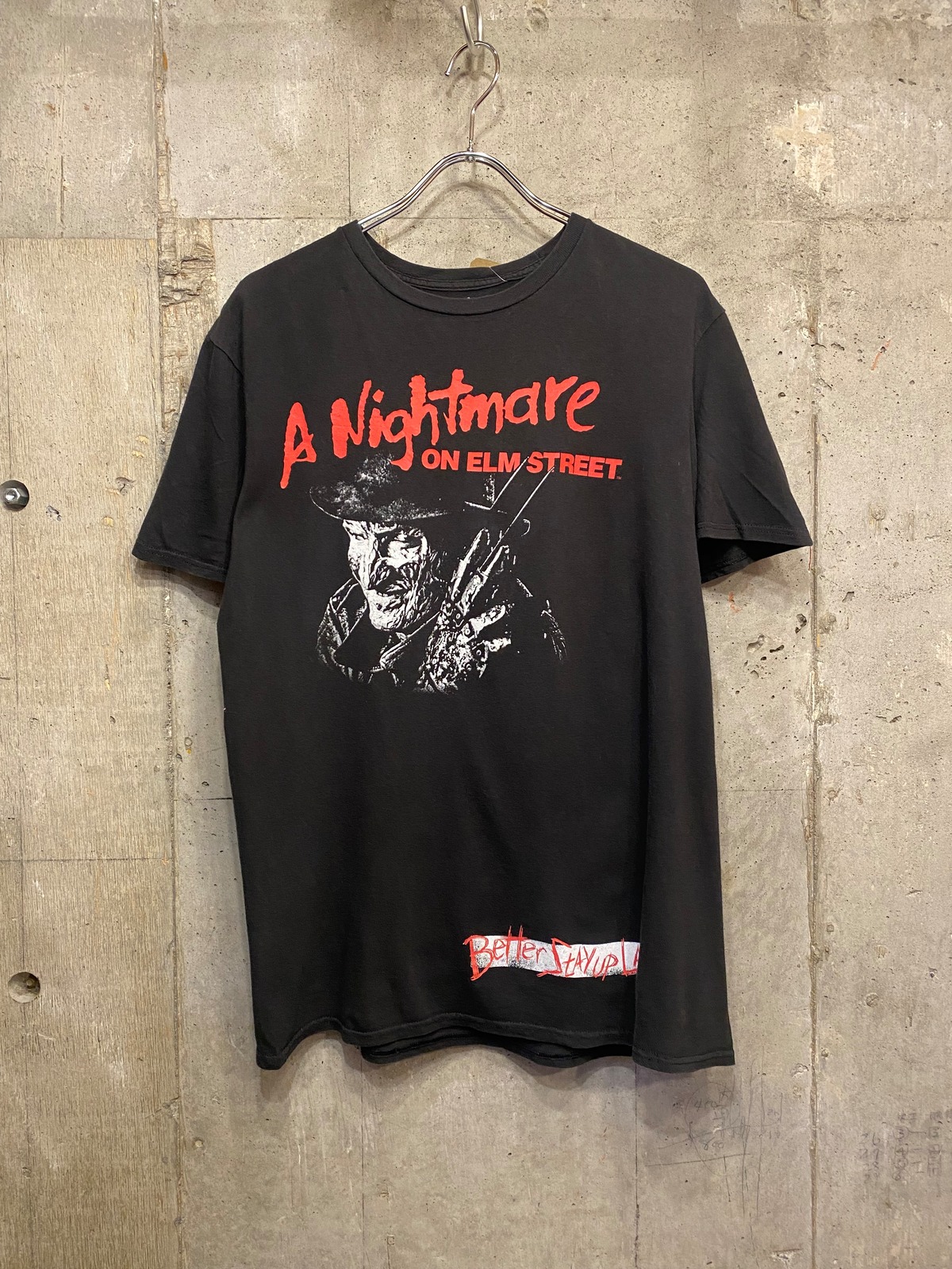 デッドストック エルム街の悪夢 Tシャツ 映画Tシャツ movie エルム街の悪夢3 Tシャツ XL フレディ elm st ホラー 映画Tee - メルカリ フレディ・