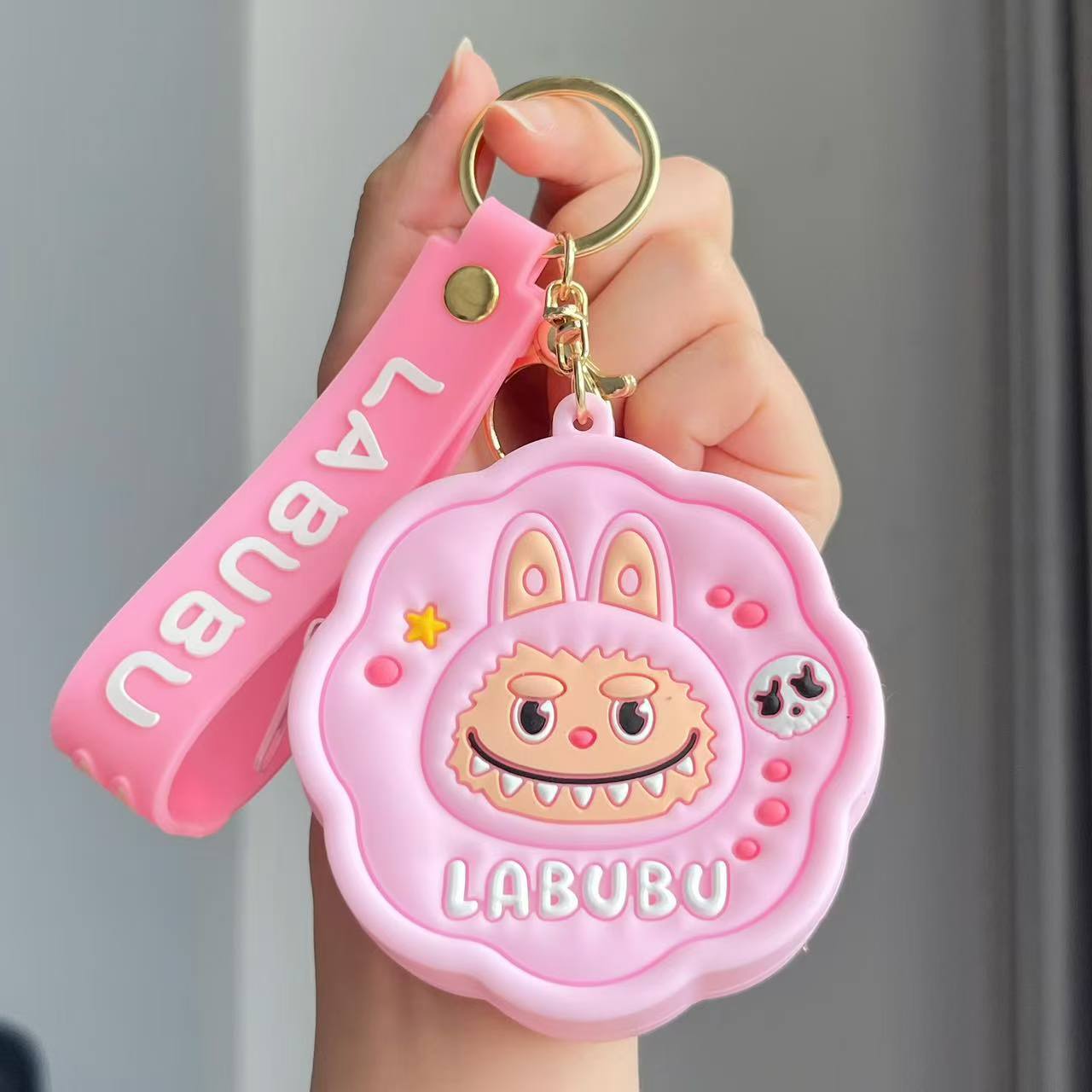 labubuポーチ型 キーホルダー!柔らかいシリコン製 ラブブ マルチポーチ - もちもち触り心地 キーホルダー兼用 インスタ映え 小物入れ 可愛い
