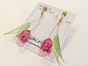 【ピアス変更可能】ichi.rin チューリップイヤリング