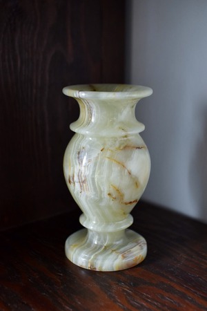 Onyx  flowe vase