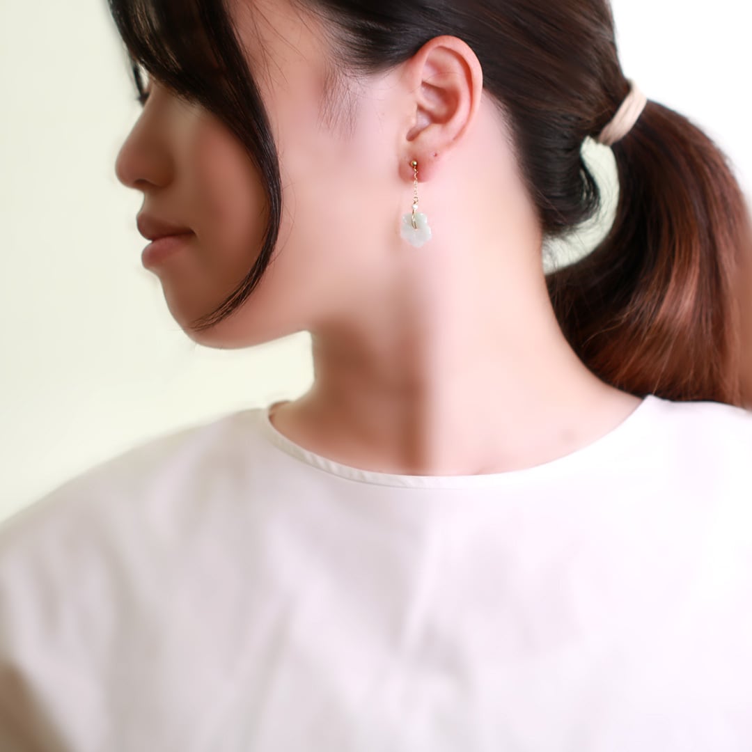お花の翡翠とパールが可愛い！K14gf flower pearl ピアス A貨翡翠