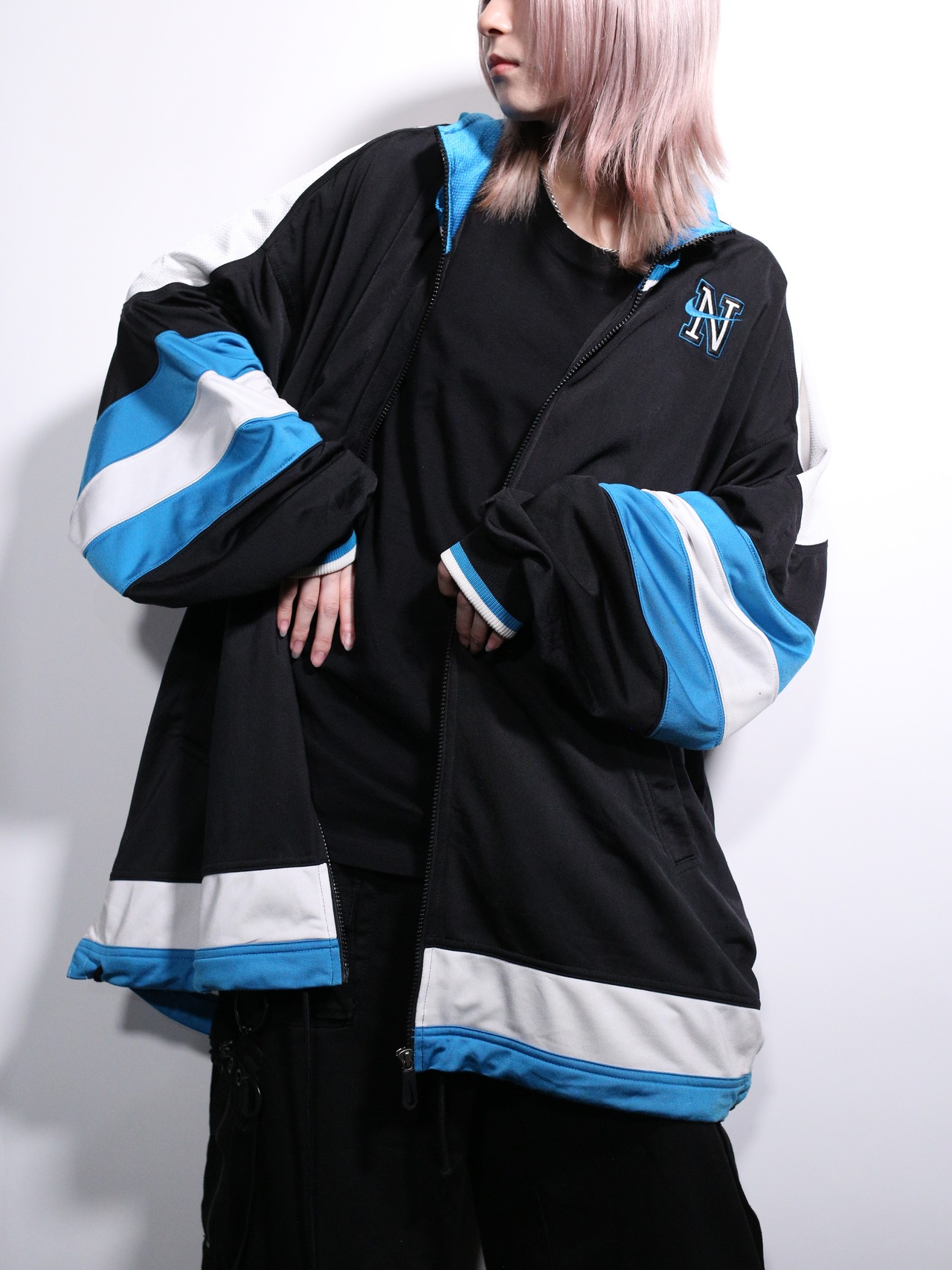 "NIKE" multi switch and back logo design over silhouette track jacket - 4