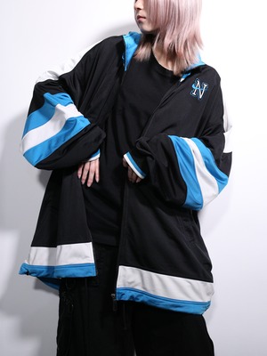 "NIKE" multi switch and back logo design over silhouette track jacket