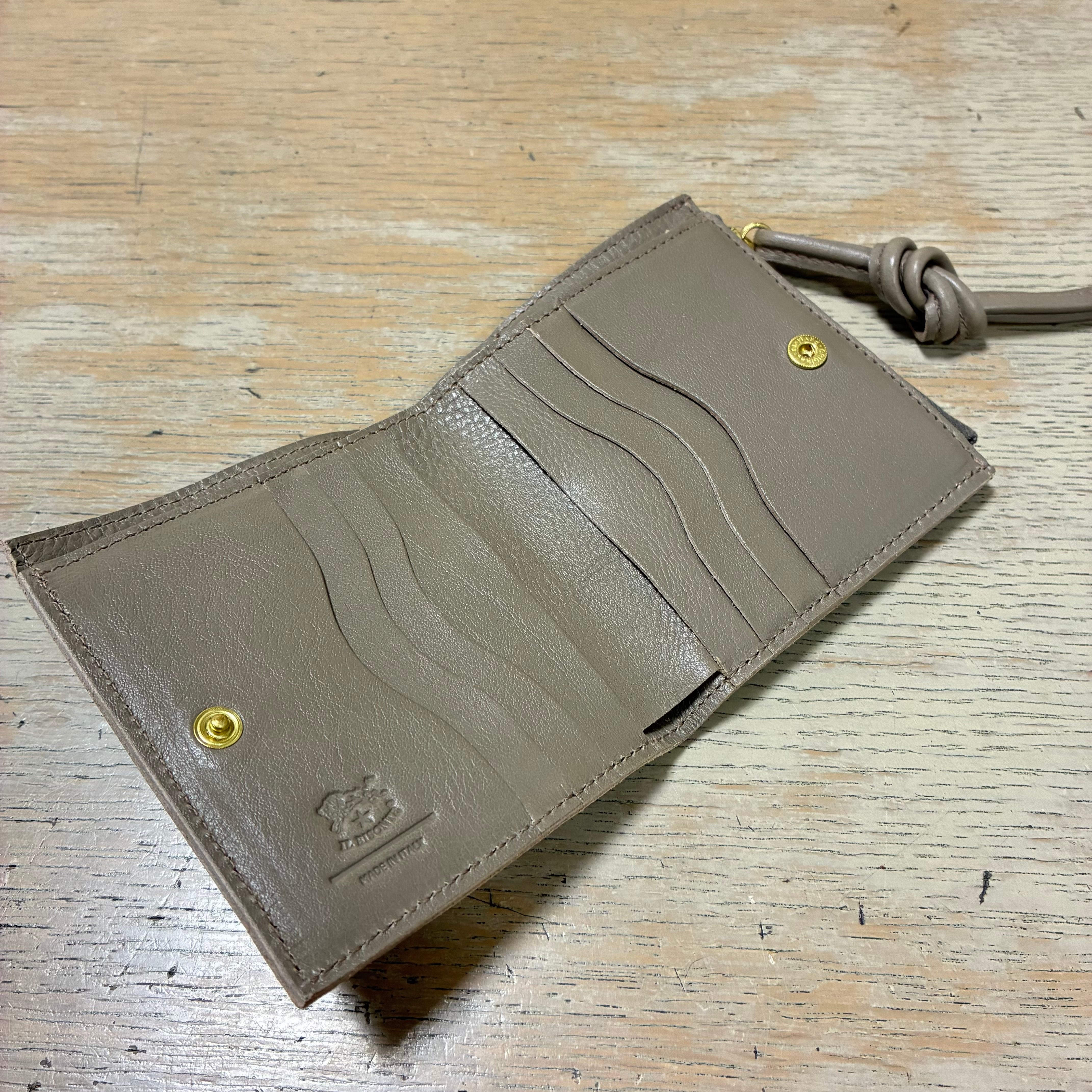 IL BISONTE イルビゾンテ コード付きファスナー2つ折り財布