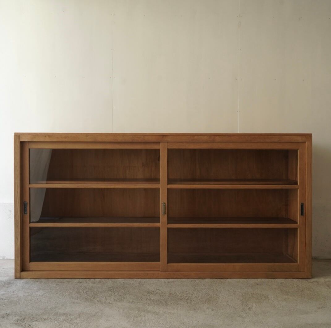 カウンターガラスケース