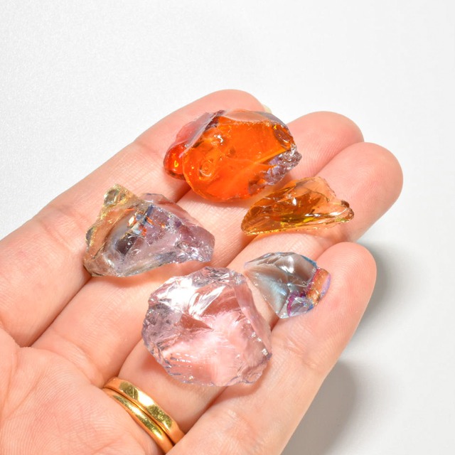 まるで陽だまりのよう〚 陽-HARU-〛 マルチカラーアンダラクリスタル入り 原石お買い得セット