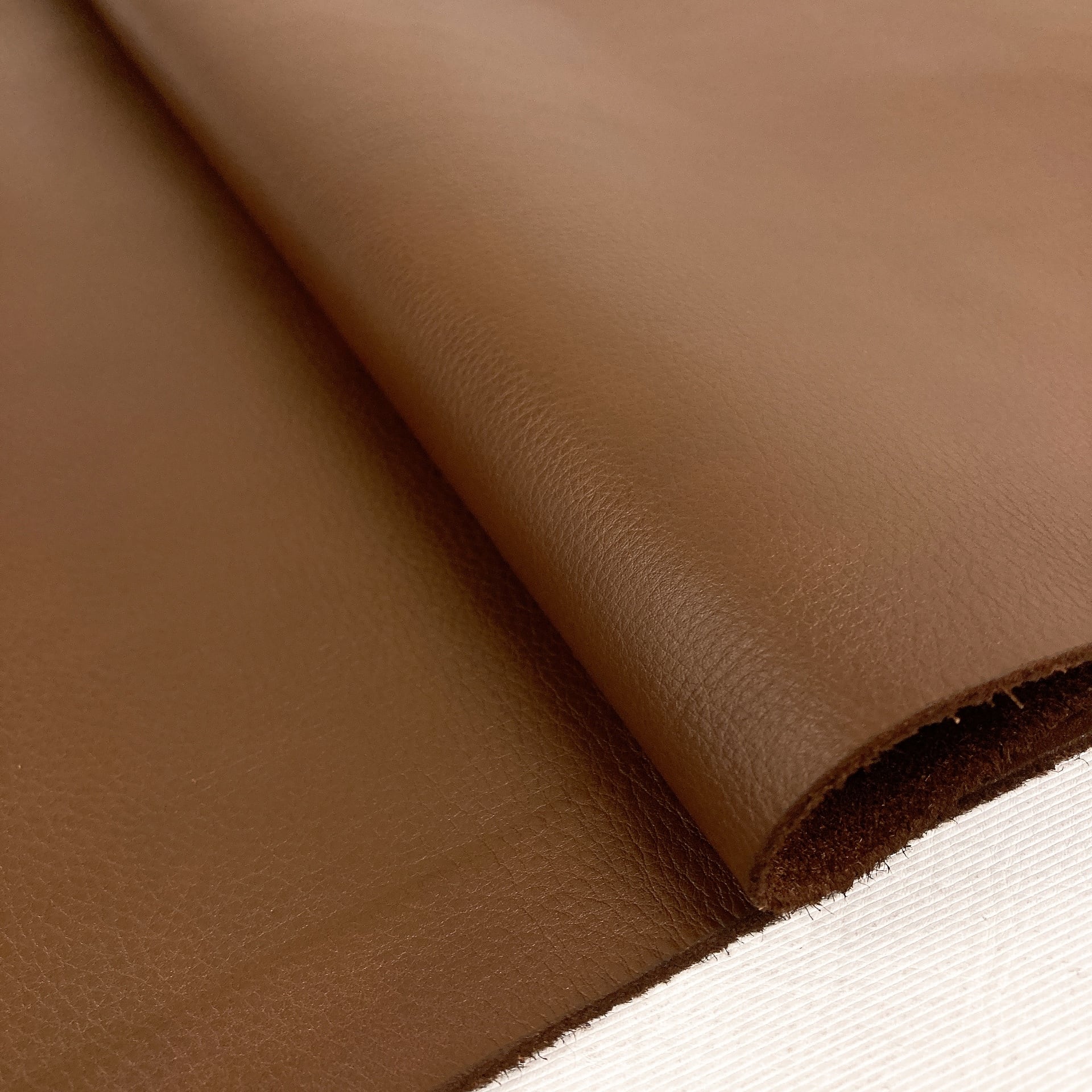 茶系 | and leather 【初心者～中級者のための革素材・レザークラフト