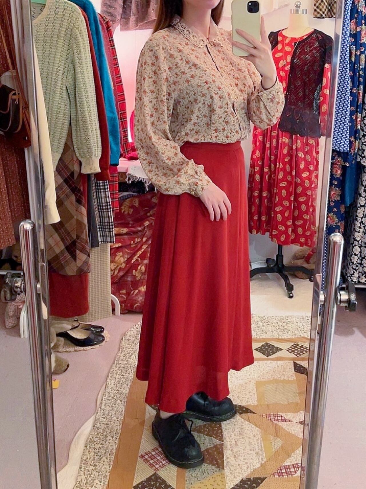 flower wood button blouse