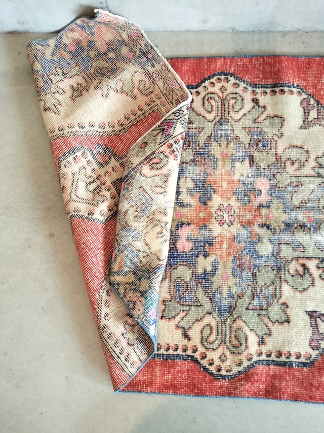 Turkish rug　208✕104cm No.538