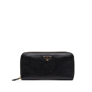 プラダ 三角ロゴプレート サフィアーノ ラウンドファスナー 長財布 1ML506 ブラック レザー レディース PRADA 中古