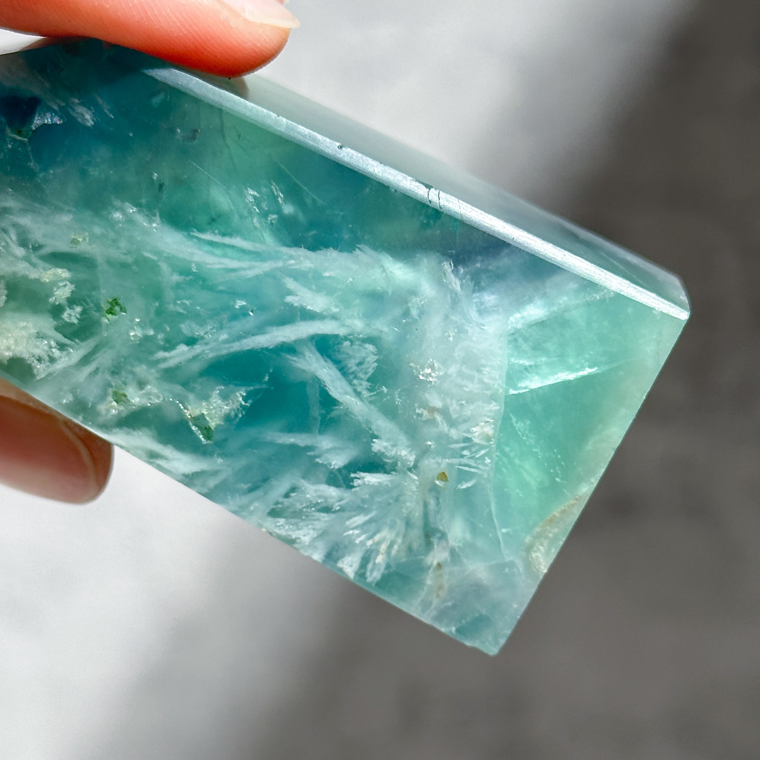 エンジェルフェザーフローライトタワー型22◇ Angel Feather Fluorite