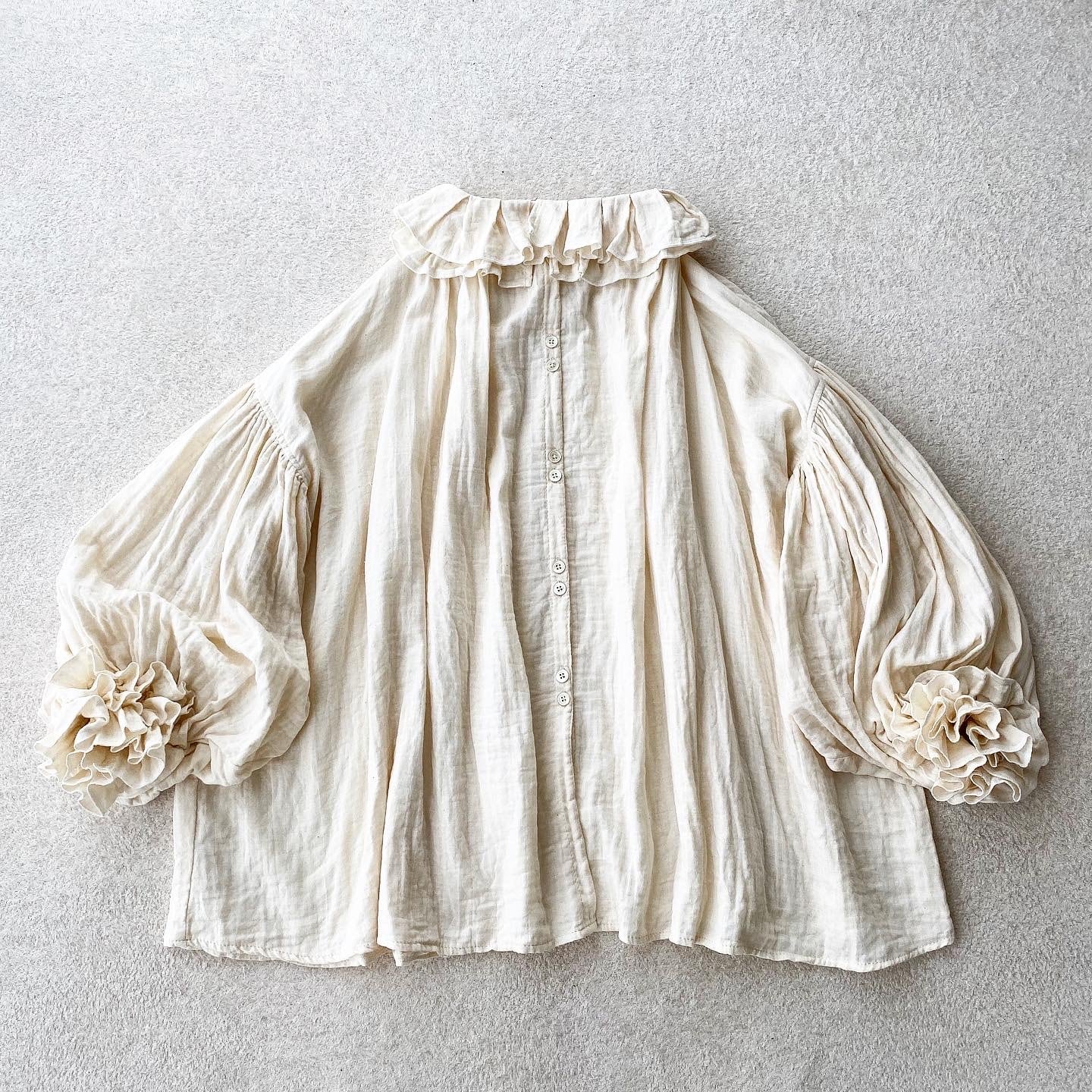 ◯ ruffle frillfull blouse ◯ yuka haseyama | yuka haseyama online
