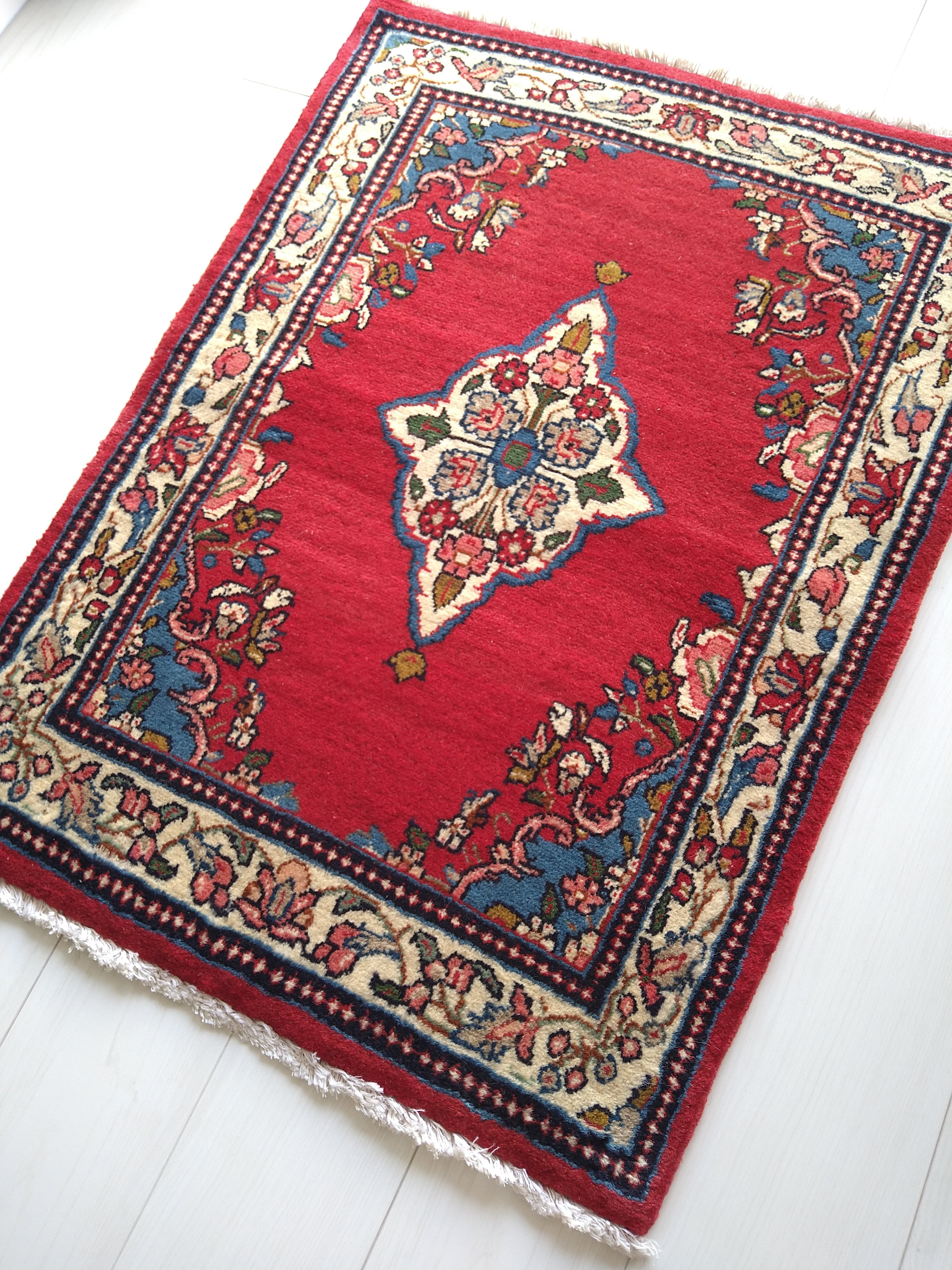 ヴィンテージ ペルシャ絨毯 約146×97cm ナハバンド産 お花モチーフ幾何学