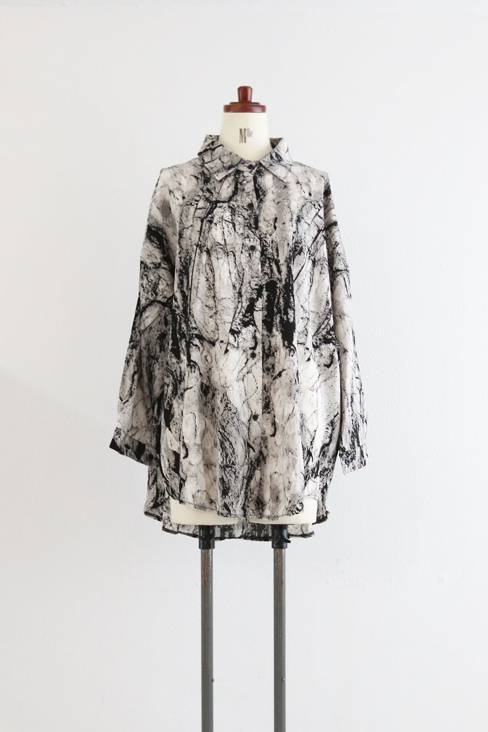 ニュアンス柄ブラウス/Blouse with a nuanced pattern(W26S1012H)