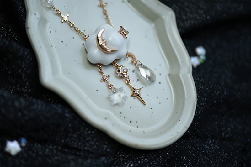 ふわふわ雲と星のネックレス | HoshibakoWorks