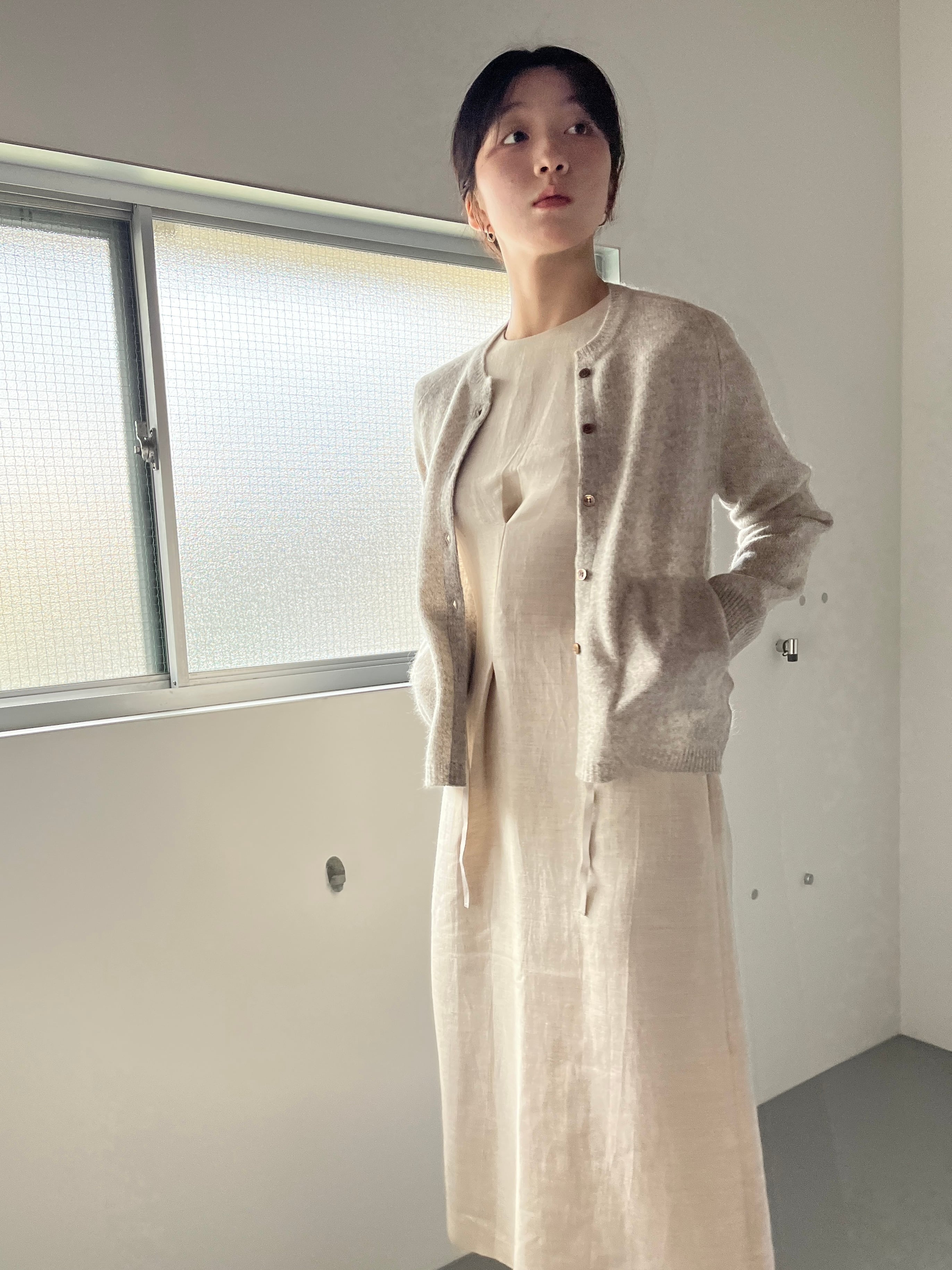 eleven 2nd｜ラムズウール&ヤク カーディガン｜ベージュ | 岡の oka no