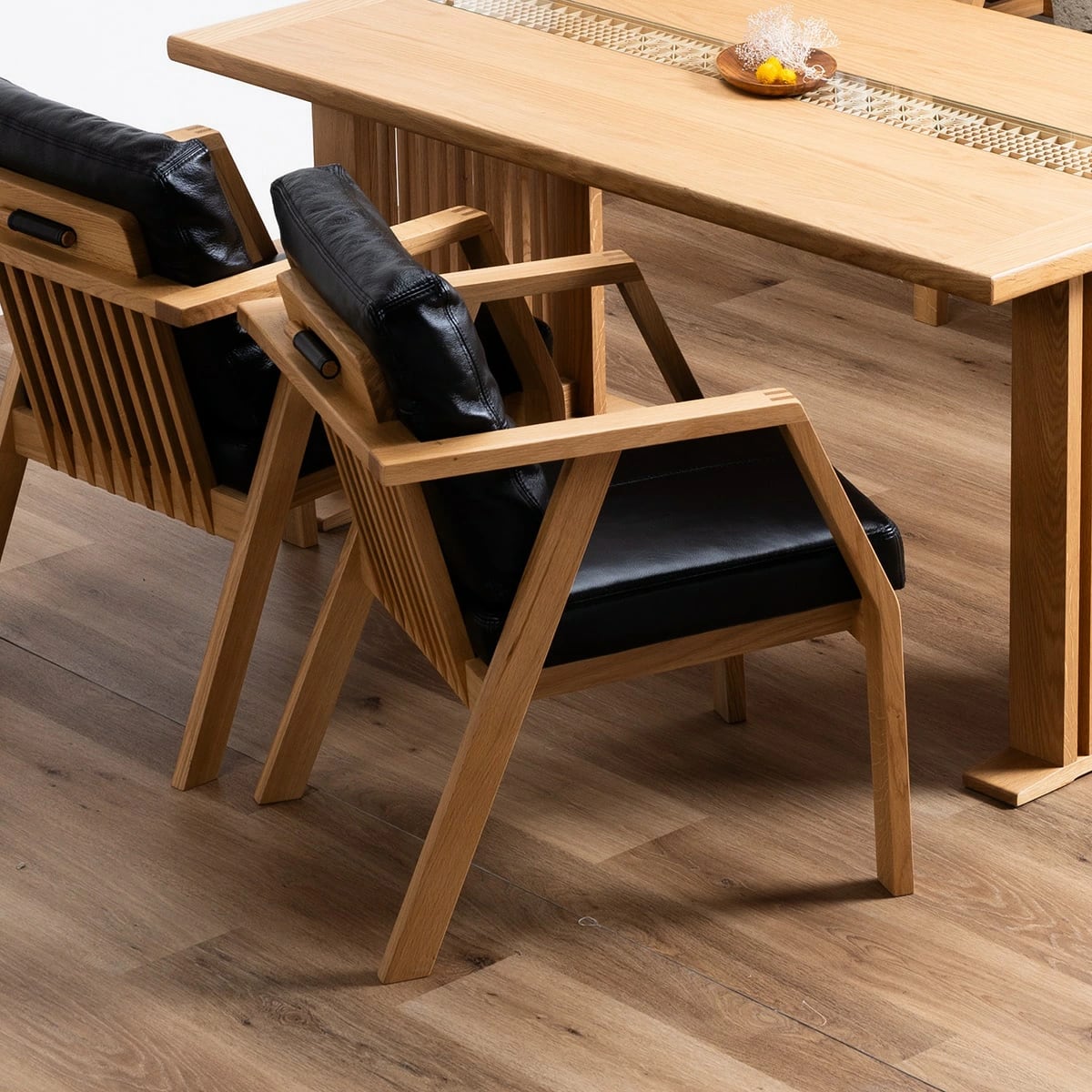 ダイニングチェア チェア 天然木 ウッド 本革 高級 椅子 幅58 奥行65