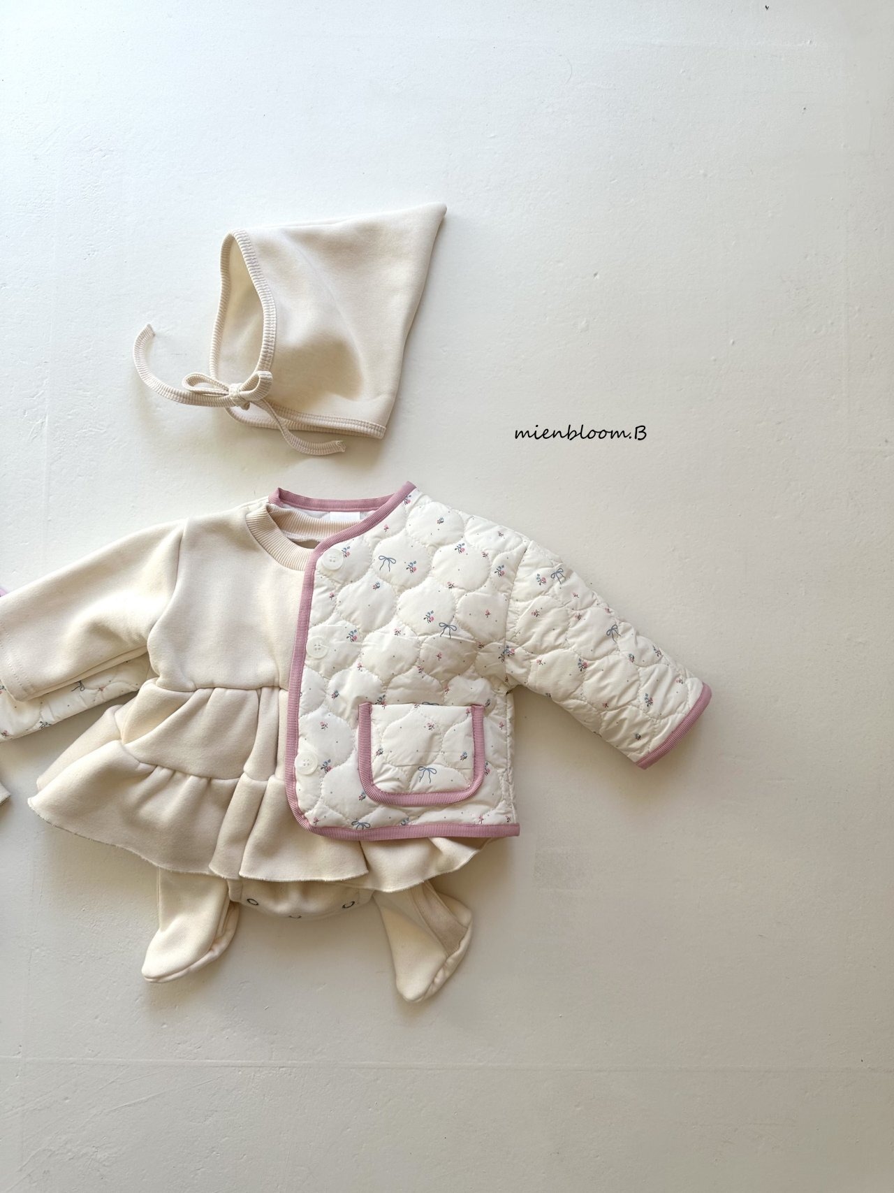 mien bloom B［取寄］chacha suit (bonnet set) 26winter