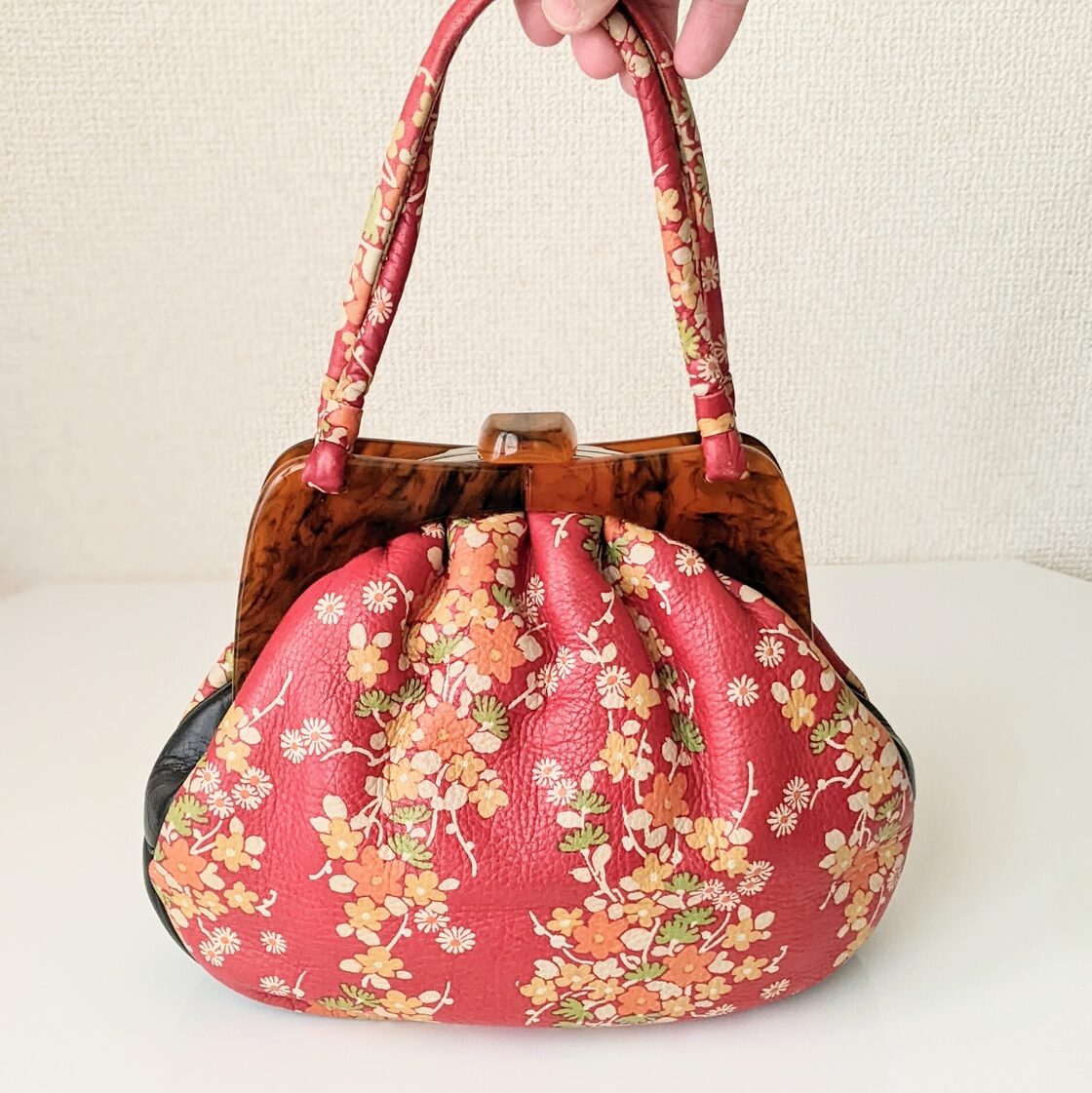 vintage】小花柄レザーバッグ 昭和レトロ 大正浪漫 ミニがま口付き 本 