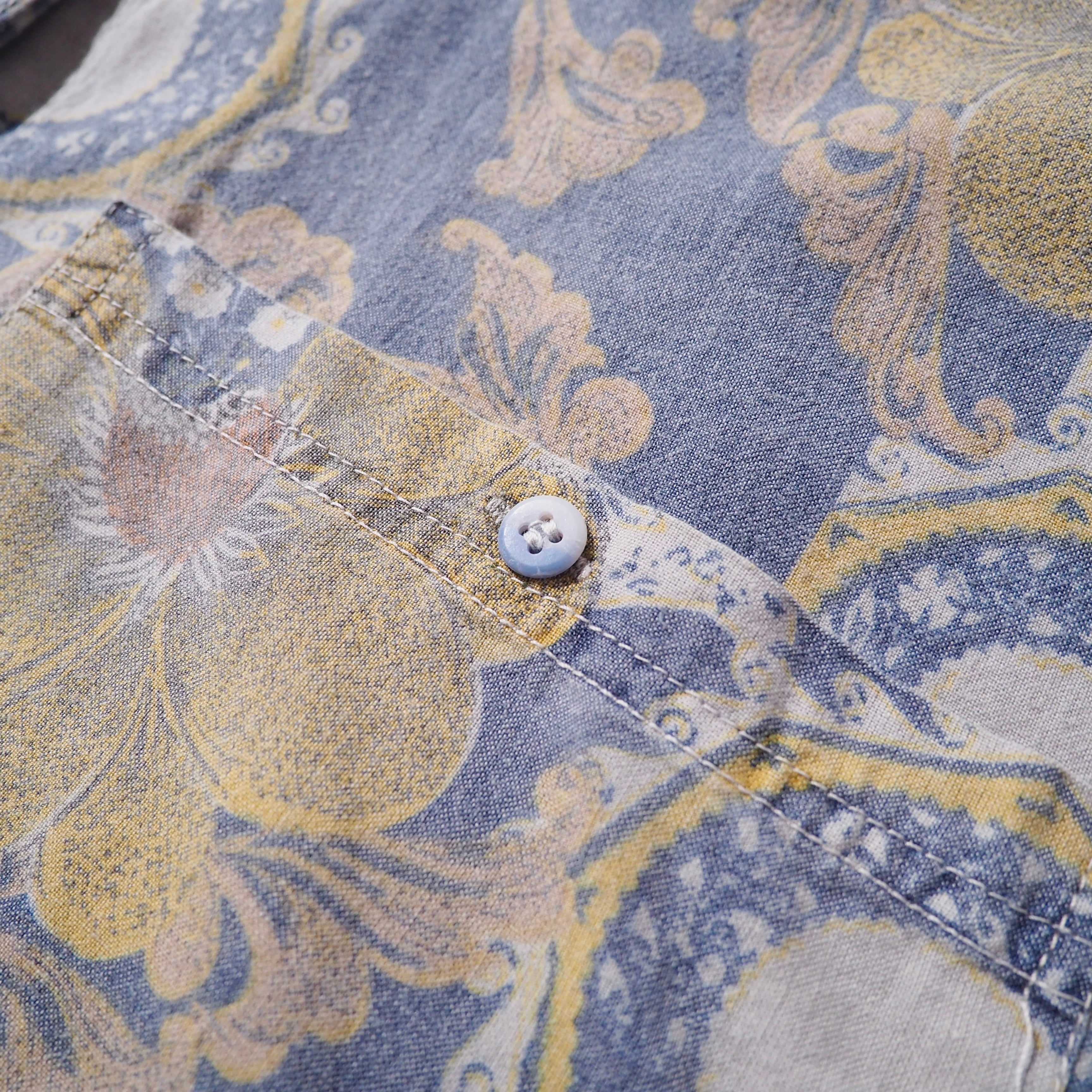 1980s ” 蜃気楼 - Mirage ” Beautiful luxury pattern vintage loose shirt