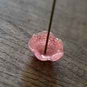 namiumi ガラスの香立て お花　 incense holder - flower  ［2104900000］