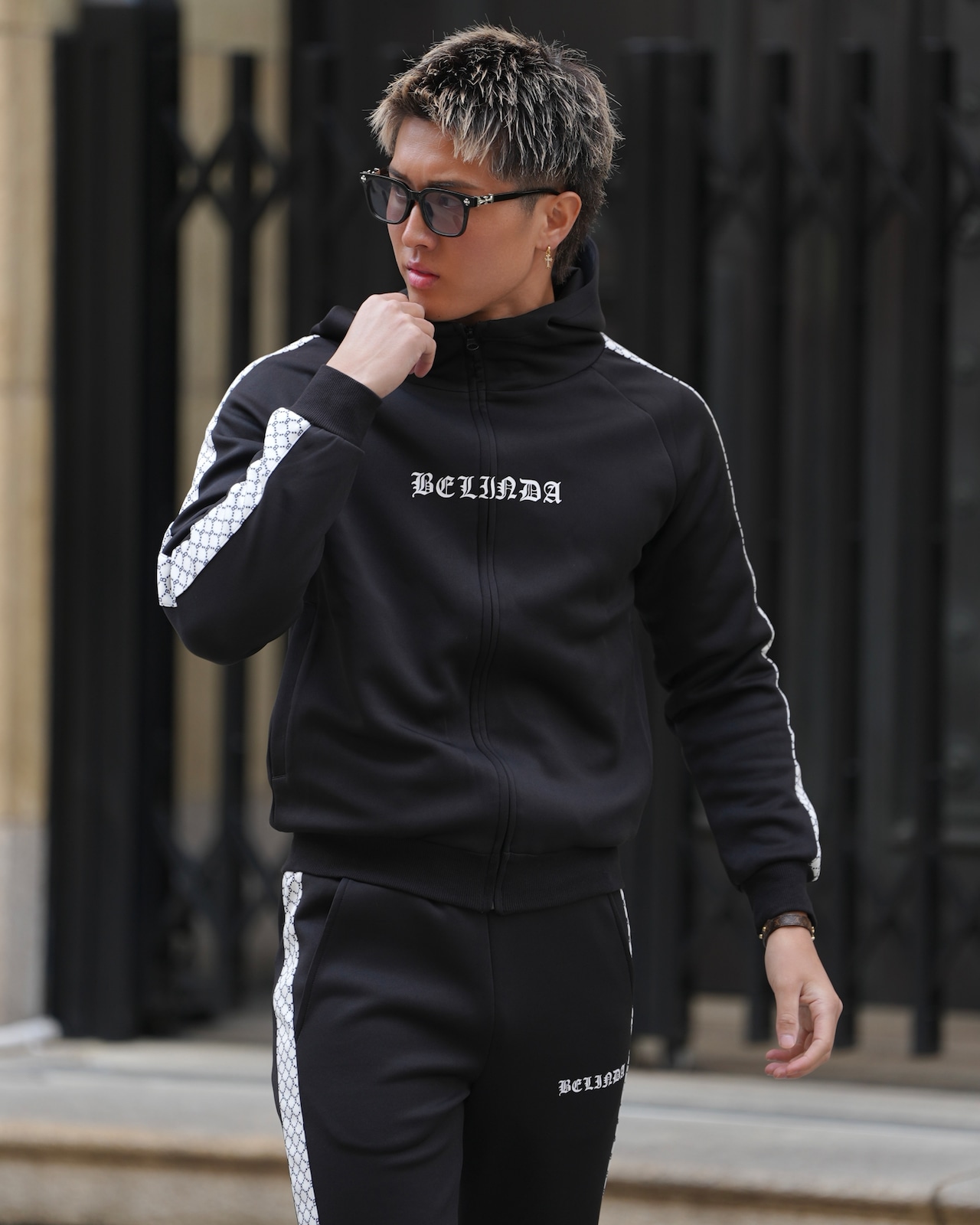 MONOGRAM LINE SWEAT HOODIE【BB25032】