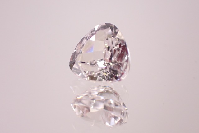 クンツァイト　1.53ct　[D3-205]